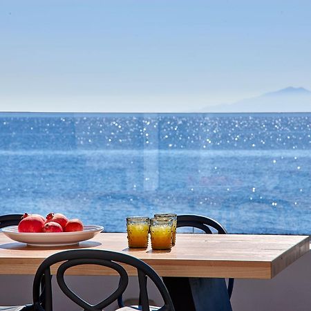 Incognito Beach Villa Santorini Kamári Esterno foto