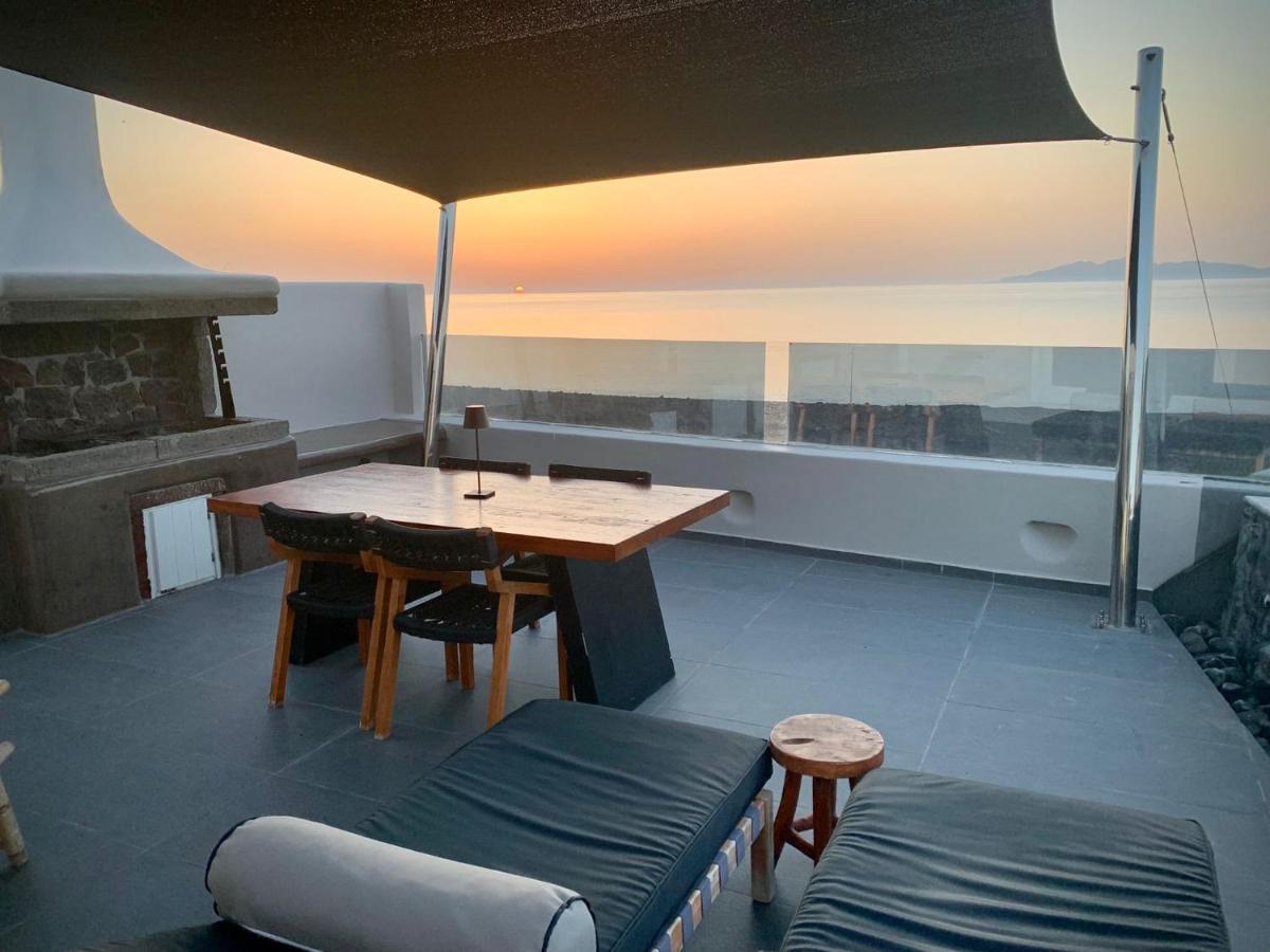 Incognito Beach Villa Santorini Kamári Esterno foto