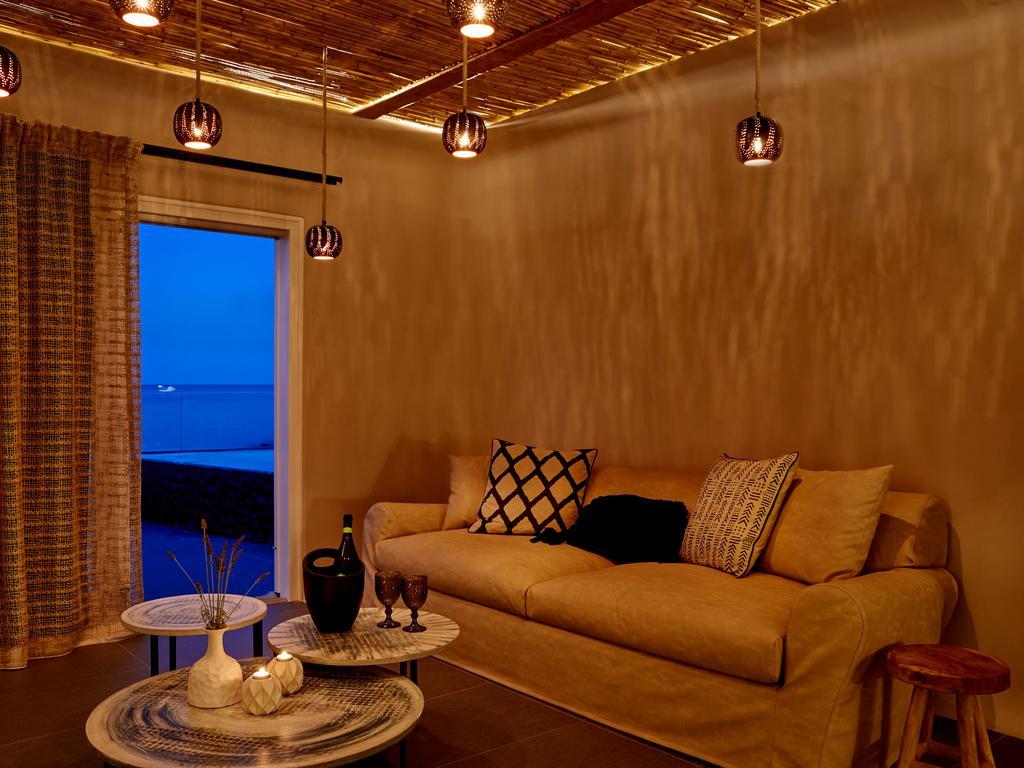 Incognito Beach Villa Santorini Kamári Esterno foto