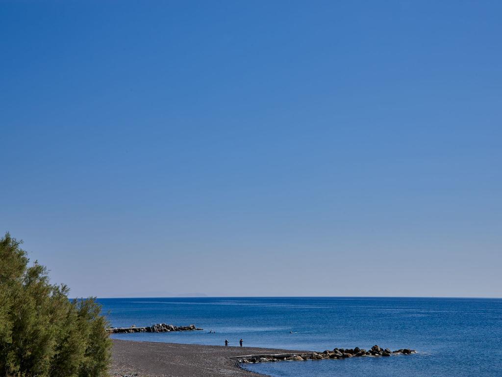 Incognito Beach Villa Santorini Kamári Esterno foto